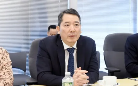 Thúc đẩy hợp tác phát triển AI với Intel và Meta