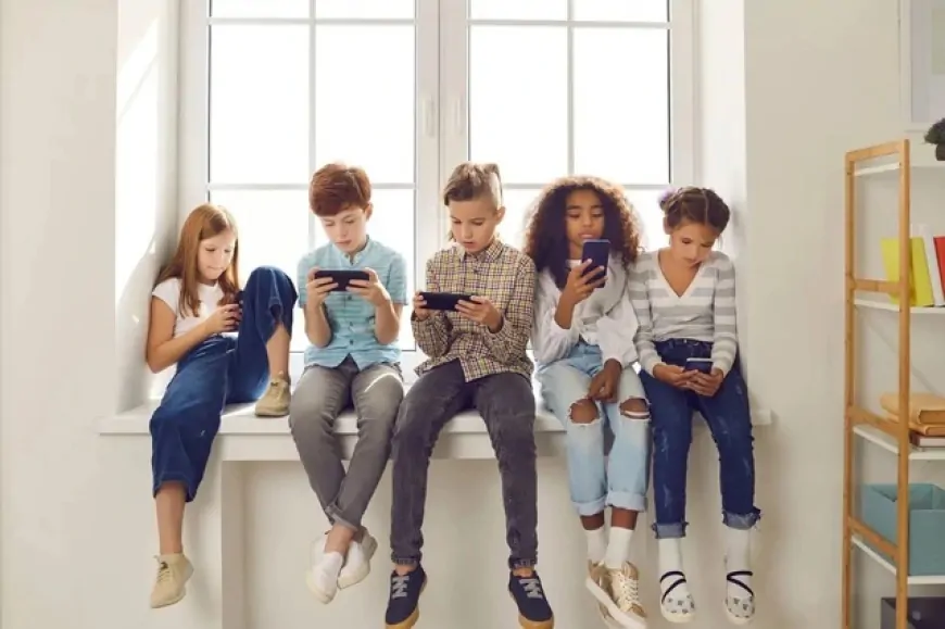 Google phát triển trợ lý AI Gemini phiên bản cho trẻ em