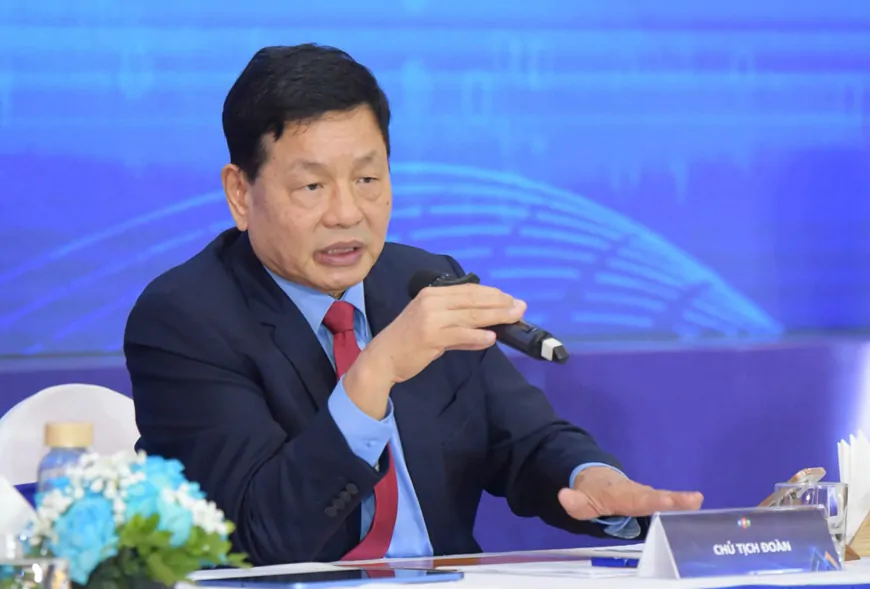 Chủ tịch Trương Gia Bình: “FPT sẽ có những mô hình AI như DeepSeek”