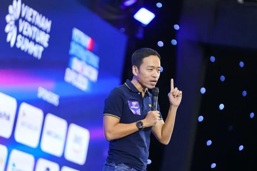 'Nếu cứ nghiên cứu AI mãi, chúng ta sẽ như đứng trước đại dương mênh mông'