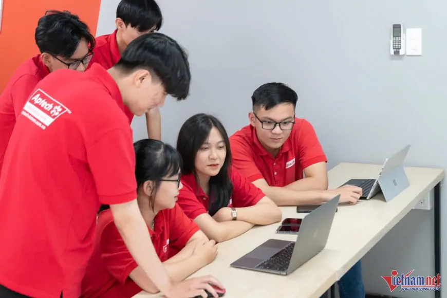 Đề xuất bảo vệ quyền được chọn sống ngoài vòng ảnh hưởng của AI