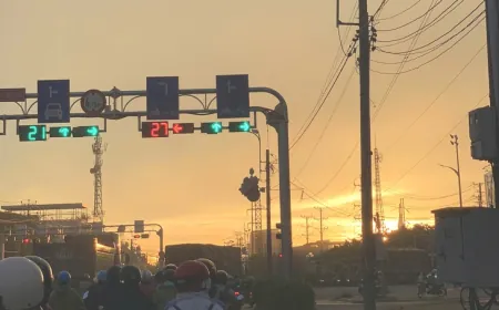 Đi đường 'khỏe' hơn nhờ đèn giao thông tích hợp AI