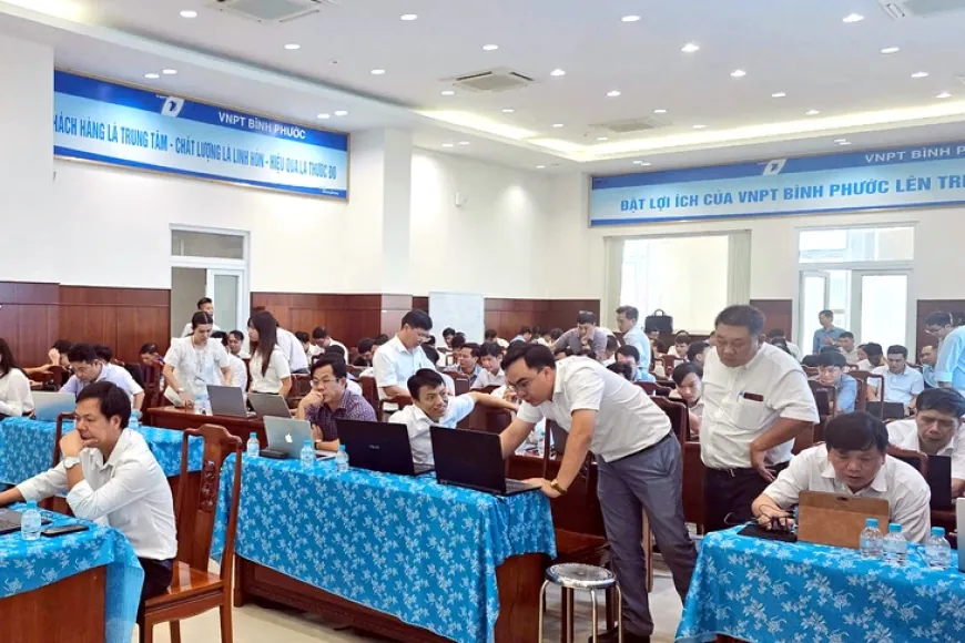 Cán bộ xã, sở ngành tập dùng phần mềm quản lý đất đai trước khi sáp nhập