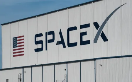 SpaceX chuyển dịch Bitcoin lần đầu sau ba năm