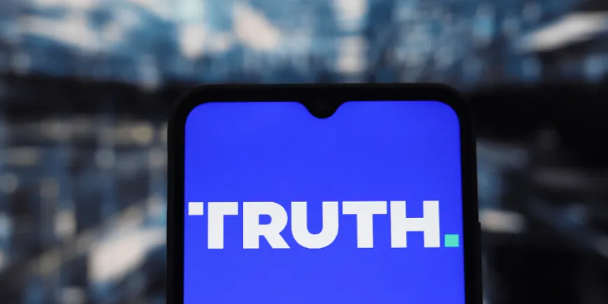 Công ty mẹ của nền tảng Truth Social đề xuất ra mắt quỹ ETF crypto blue chip