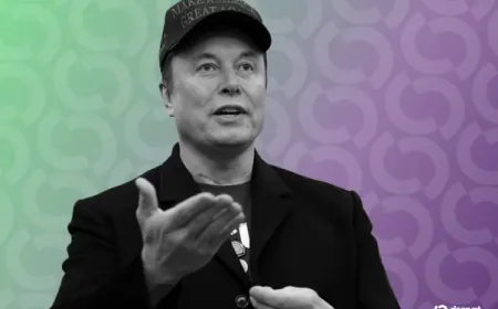 SpaceX của Elon Musk tiếp tục dịch chuyển 894 triệu USD Bitcoin giữa các ví
