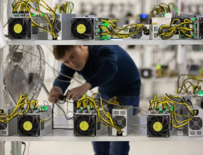 Nhiều "thợ mỏ" Bitcoin đang bù lỗ để duy trì hoạt động