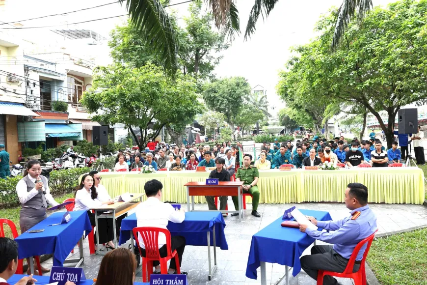 Nâng cao ý thức chấp hành nghĩa vụ quân sự qua phiên tòa giả định tại phường Phú Định, TP.HCM