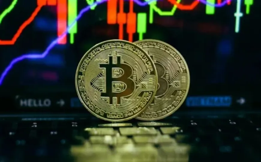 Giá Bitcoin hôm nay 11.12.2025: BTC giảm, Việt Nam áp thuế 0,1% trên mỗi giao dịch