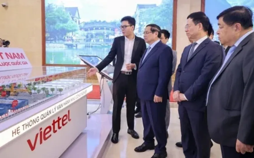 Sớm hình thành các tổ hợp công nghiệp kỹ thuật số, tiếp tục nâng cấp VNeID